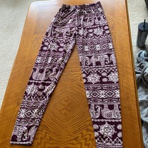 Leggings! Worn once, cute mandala design!